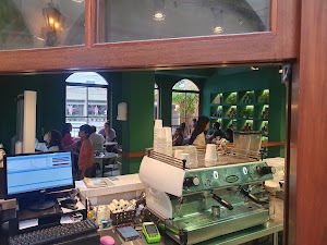 Coffeetown Salvador (Pituba), Gourmet - Rua Amazonas - Pituba, Salvador - BA, Brasil